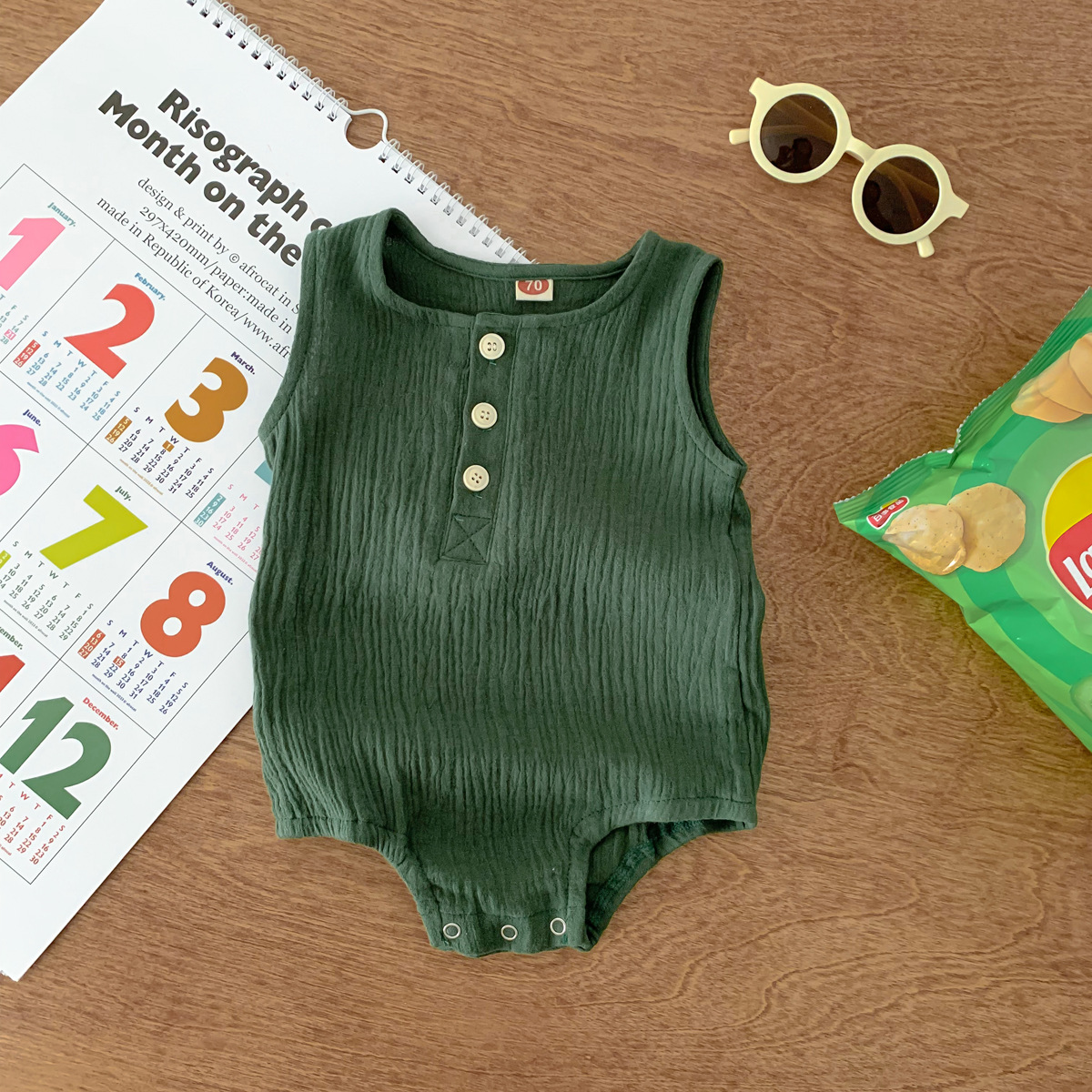 V888-ELOSUNG19859-202503181040-00 80cm Green Sleeveless Bubble Cotton Baby Romper - Soft Newborn Onesie for Boys and Girls, 0-2 Years - Image 1