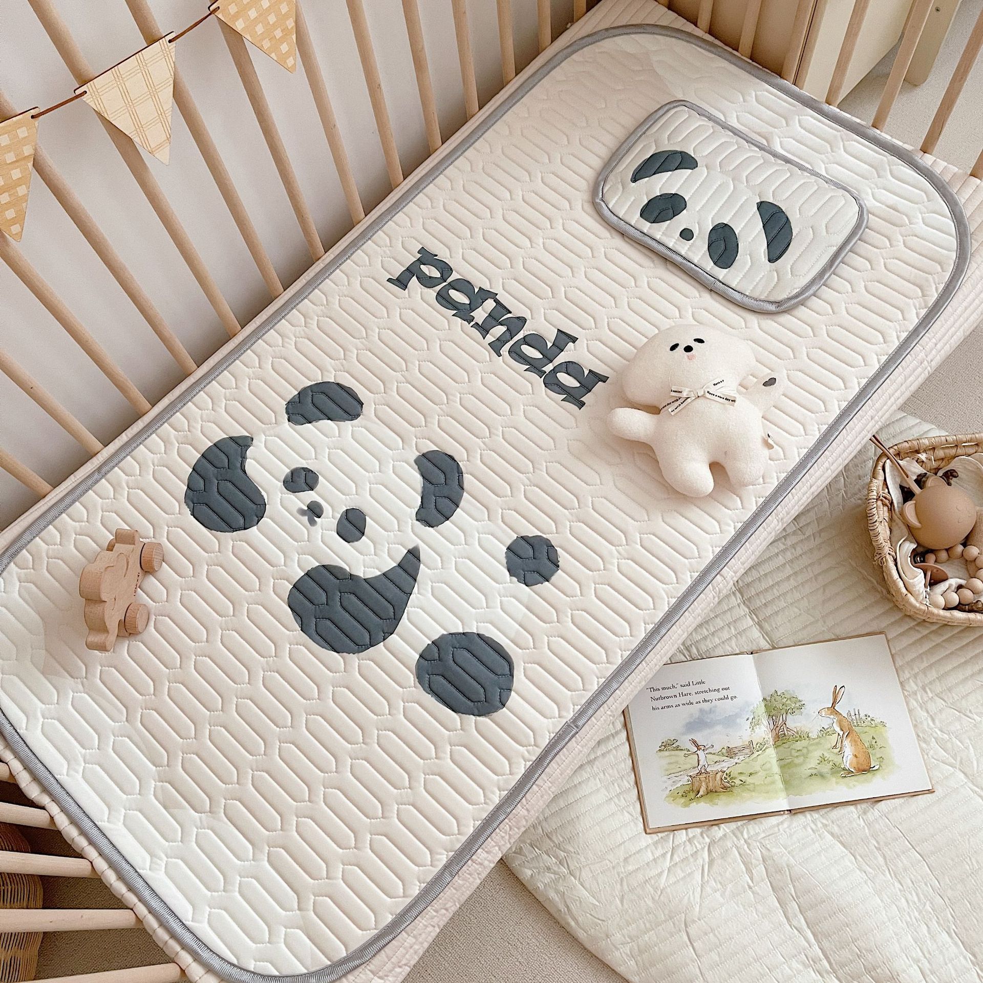 V888-ELOSUNG21140-226718-00 Panda Pattern 2 Piece Set Kids Cooling Pad Set - 60x120cm Cartoon Latex Mattress Protector, Pillow - Image 1