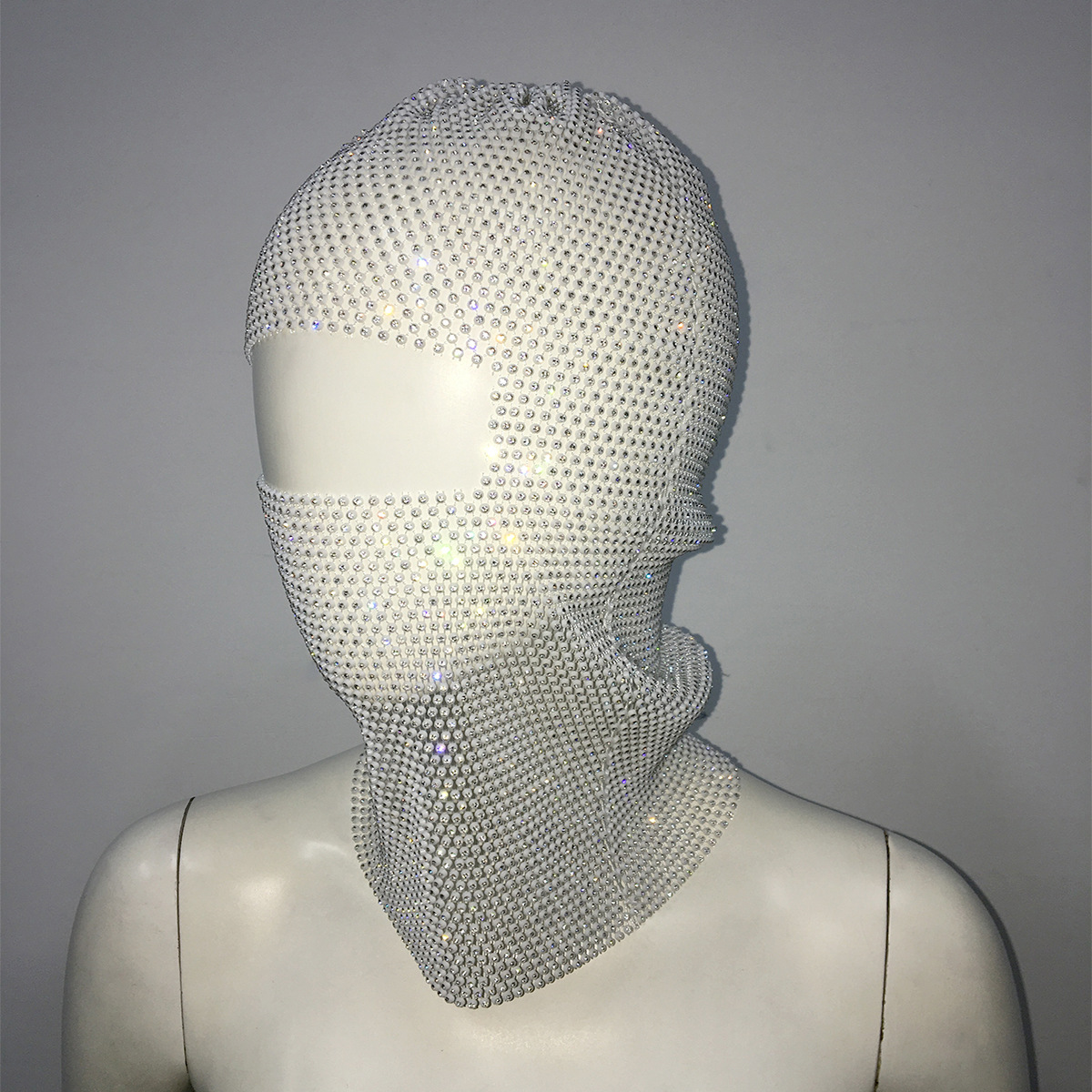 V888-ELOSUNG23001-202503180951-00 White Glitter Rhinestone Face Balaclava - Trendy Music Festival Head Cover, 37cm - Image 1