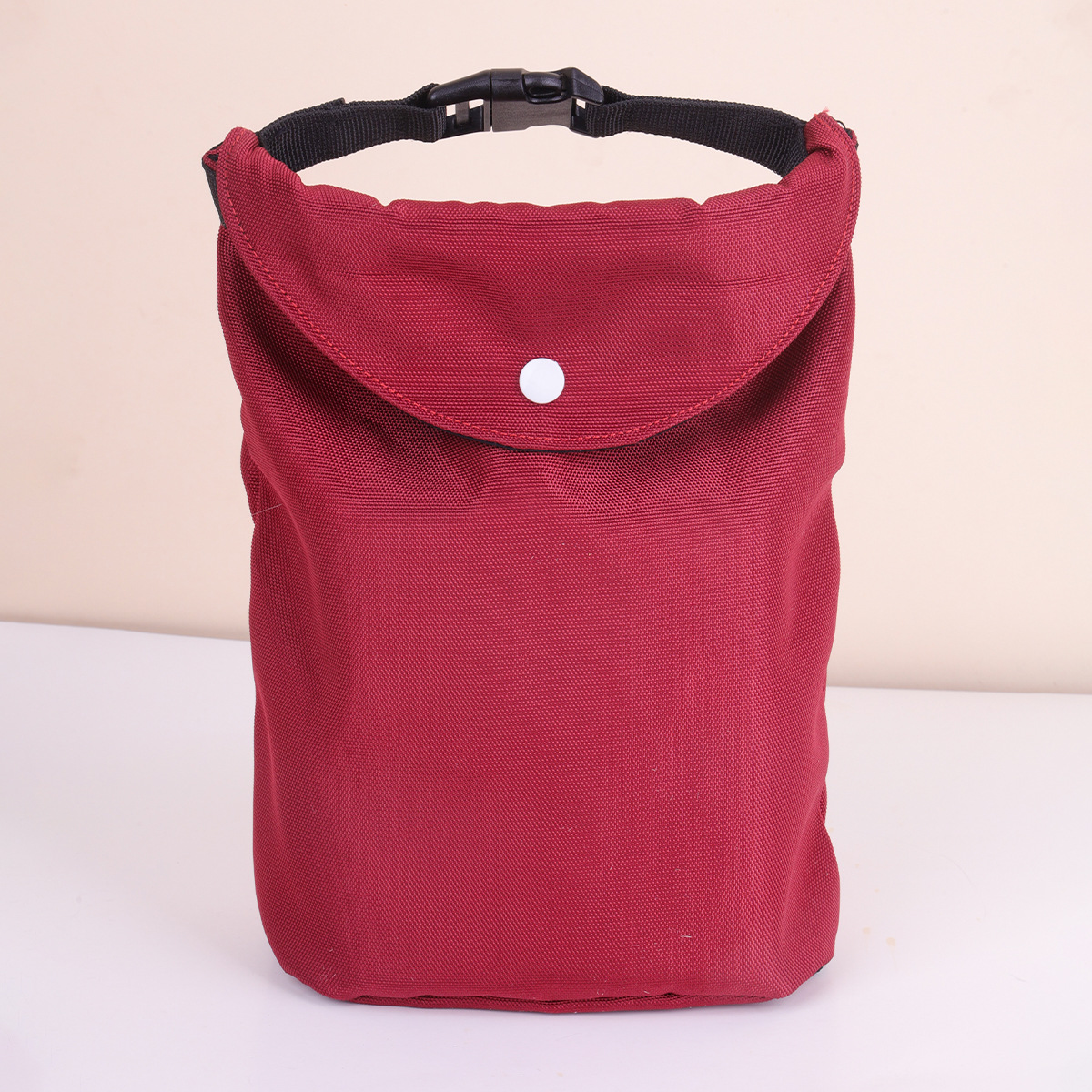 V888-ELOSUNG26011-202504141736-00 2-pcs Red Portable Pet Food Storage Bag - Roll Top Treat Pouch for Travel & Walks - Image 1