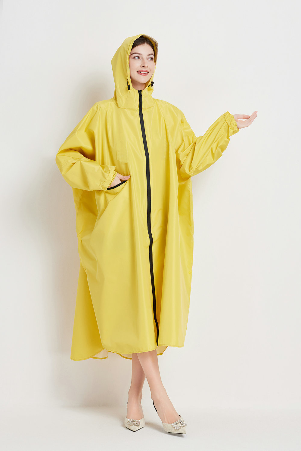 V888-ELOSUNG26494-202504281608-00 Yellow Stylish Waterproof Raincoat Poncho - Long, Packable for Outdoor Travel & Hiking - Image 1