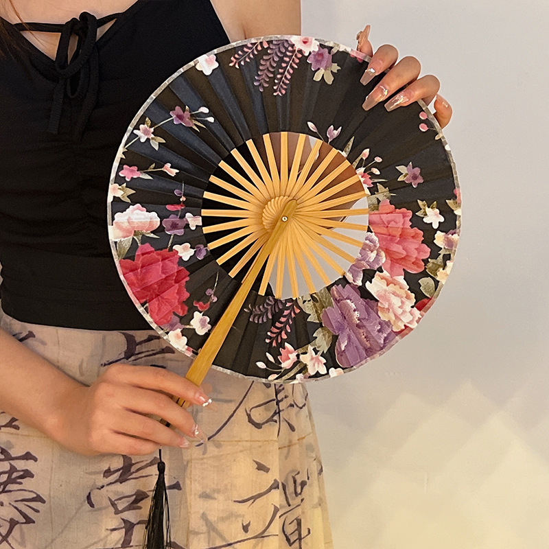 V888-ELOSUNG26648-202505131831-00 2 PCS Floral Bamboo Folding Hand Fan - Traditional Chinese Style Round Folding Design (Black background with flowers) - Image 1