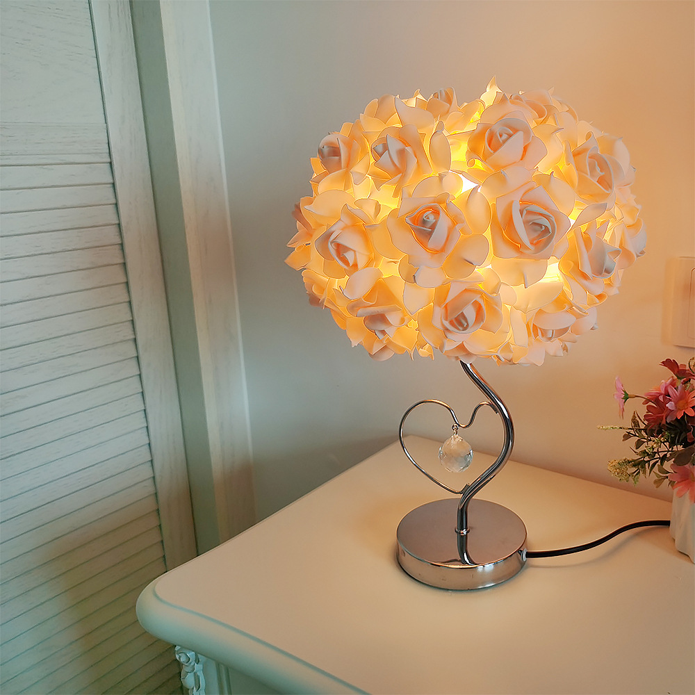 V888-ELOSUNG27158-202504281230-00 Yellow Roses And Silver Base Romantic Red Rose Flower Table Lamp - Crystal Heart Accent Bedside Night Light - Image 1