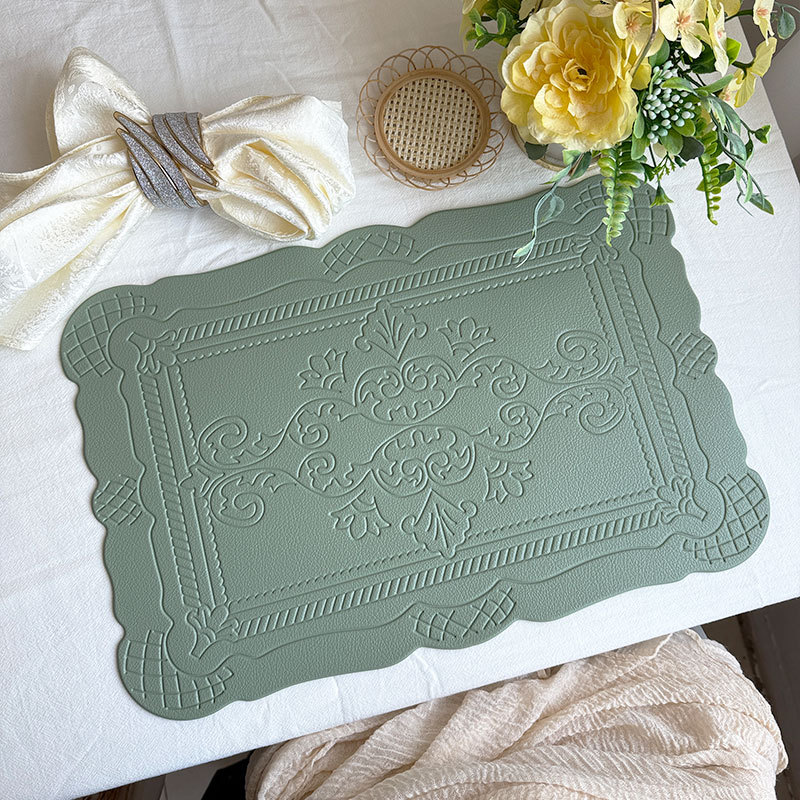 V888-ELOSUNG31206-202505281035-00 4 pcs Decorative Faux Leather Placemats - Unique Shape, Beautiful Packaging (Bean green) - Image 1