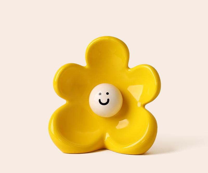 V888-ELOSUNG35237-202506241127-00 Artistic Floral Smiling Face Vase - Modern Ceramic Decor with Gloss Finish(lemon-yellow) - Image 1