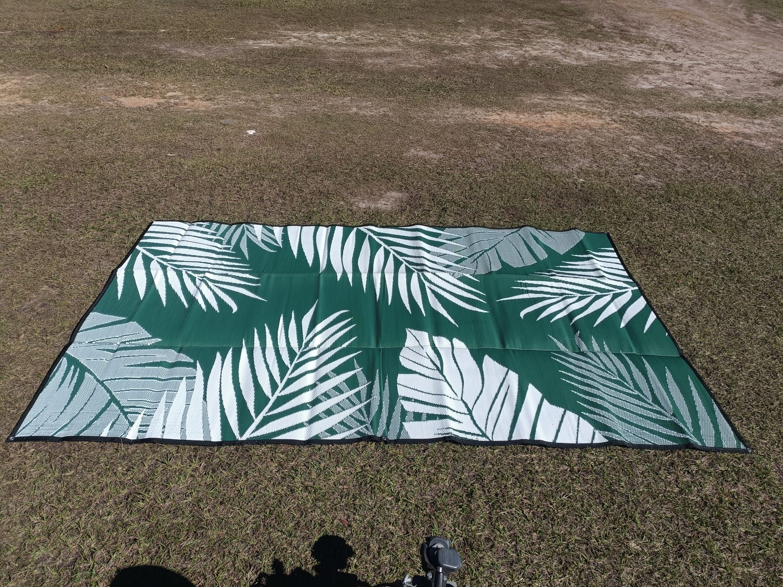 V941-TROPICAL5-211319-00 Tropical 5m x 2.4m recycled poly mat - Image 1