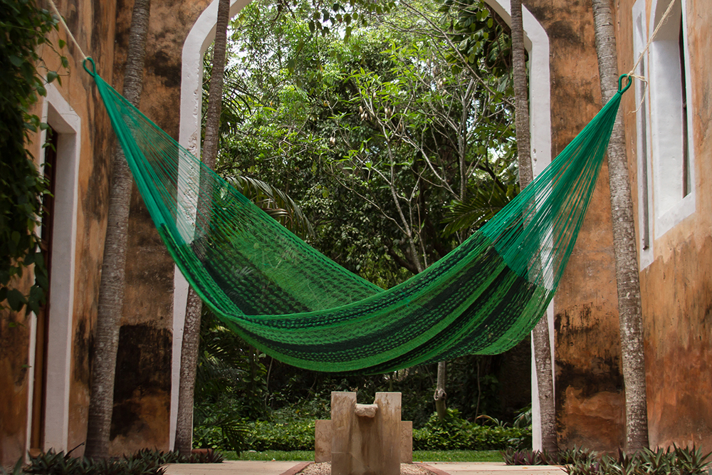 V97-3MJARDIN-187590-00 The out and about Mayan Legacy hammock Single Size in Jardin colour - Image 1