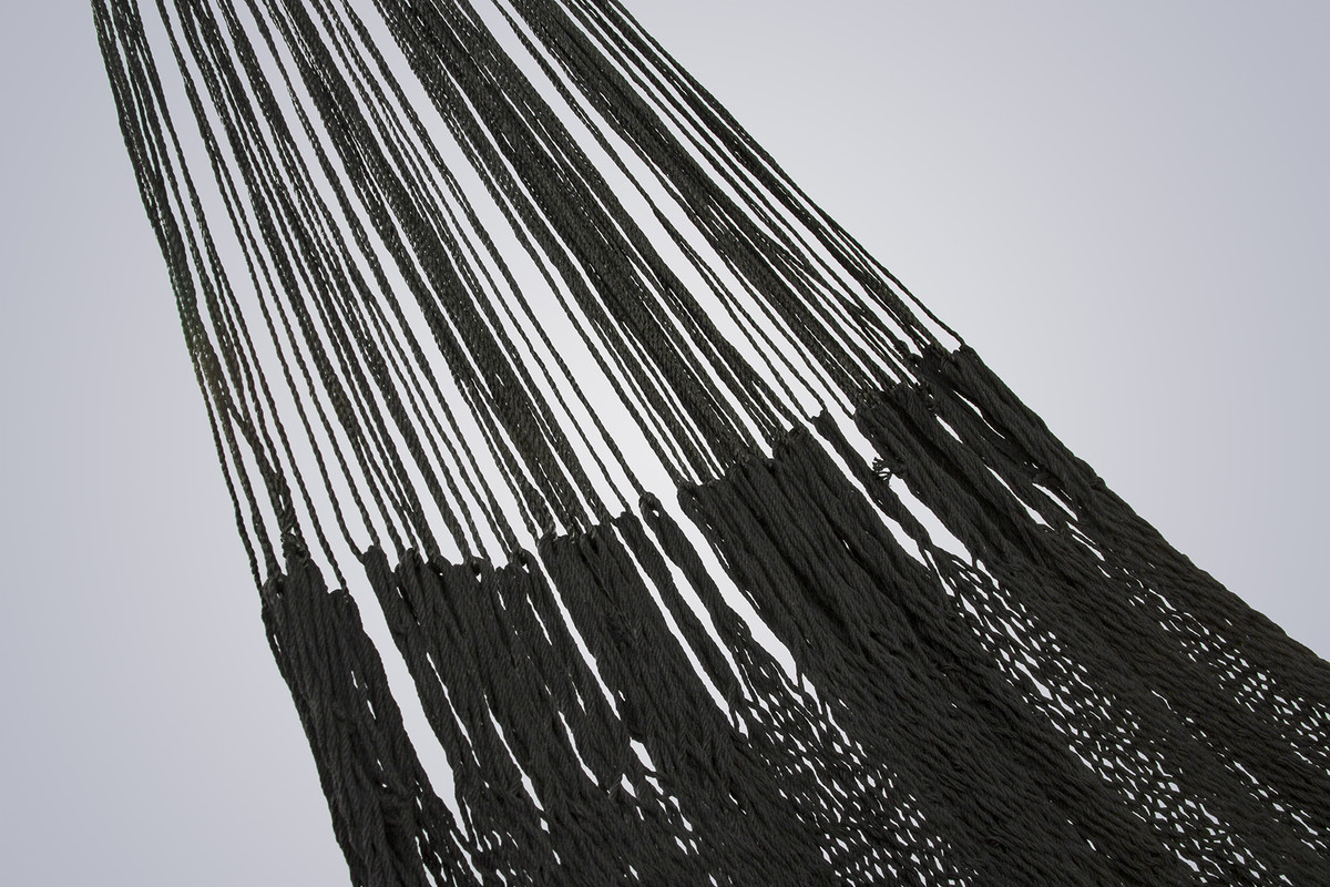 V97-TKBLACK-52296-00 Outdoor undercover cotton Mayan Legacy hammock King size Black - Image 1