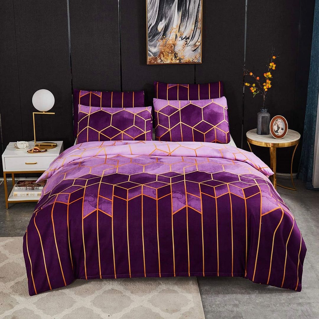 V493-MSK-478-202508071516-00 Erena Purple Quilt/Doona/Duvet Cover Set - Super King Size - Image 1
