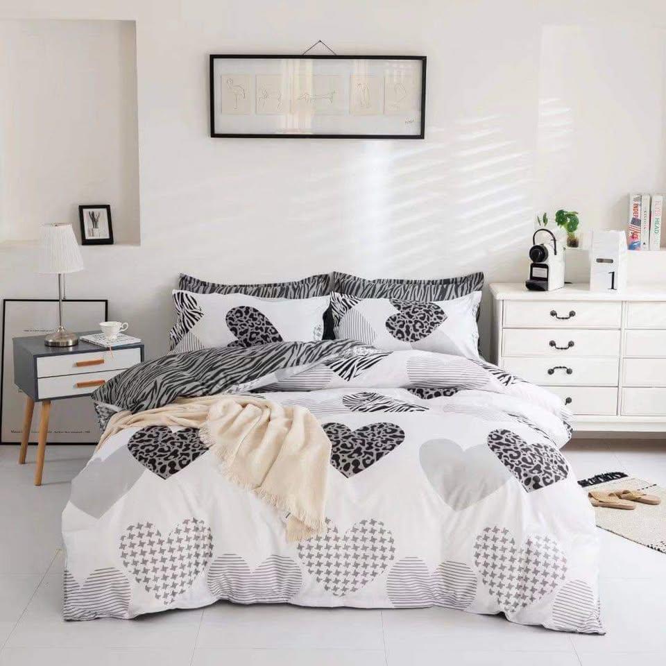 V535-QC-TWIN-HEARTS-KS-202508221310-00 Dreamfields - Twin Hearts Quilt Cover Set - (2pcs, King Single Size) - Image 1