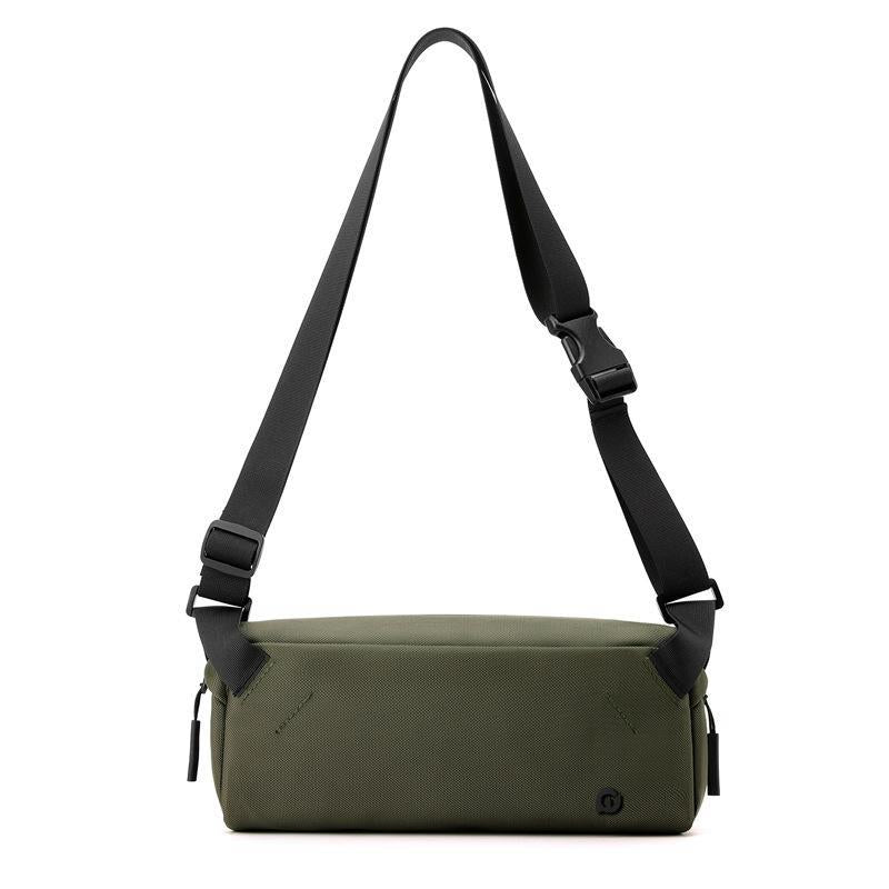 V562-C1026175060DBT-202508282226-00 Men Cycling Chest Bag Casual Messenger Pack - Army Green - Image 1