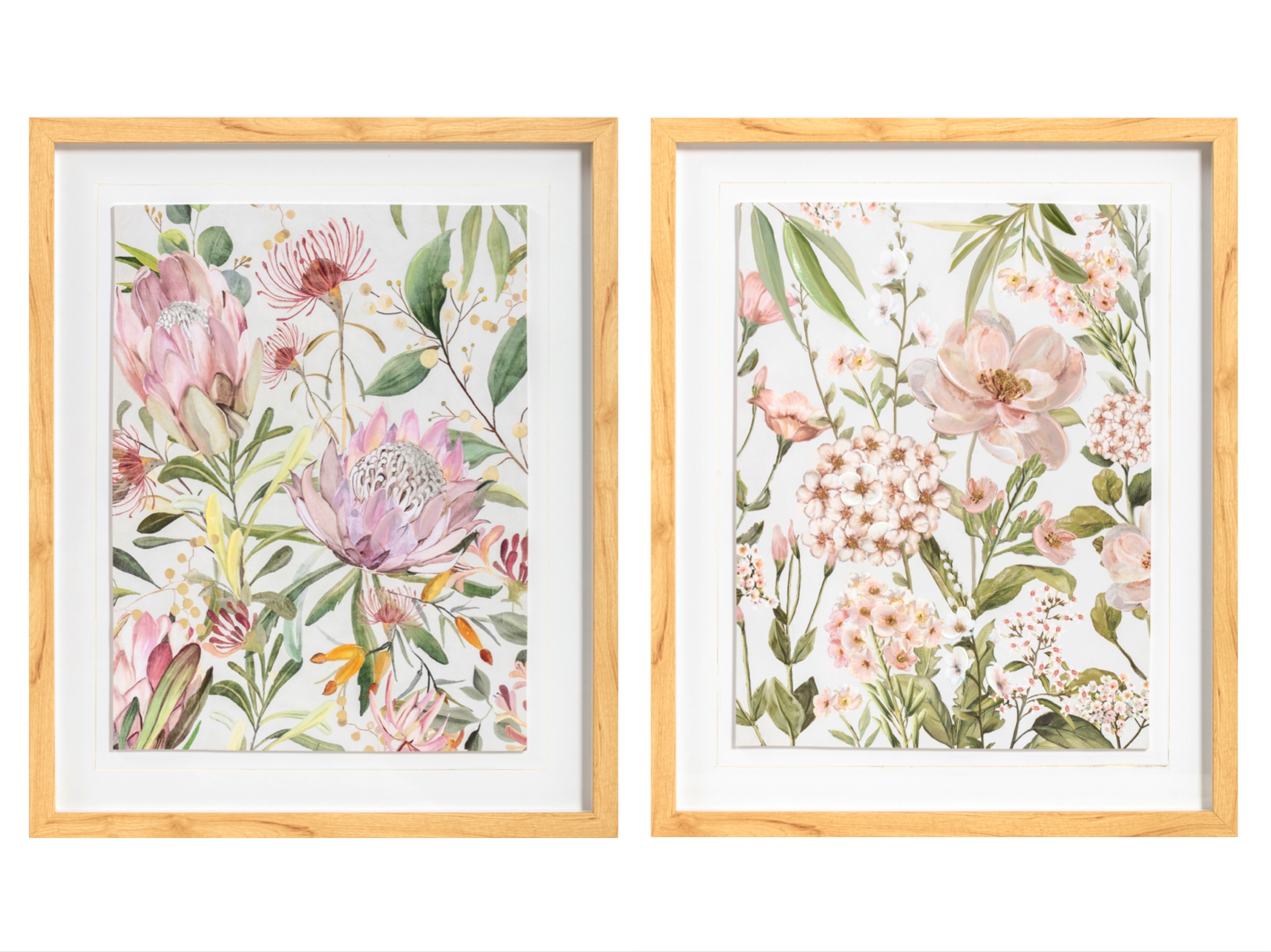 V637-PHO32661-202508252045-00 Set 2 Floral Framed Wall Art Assort 50cm - Image 1