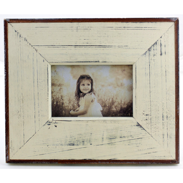 V637-WF-D053102-202508260525-00 Rustic Single Photo Frame 26cm - Image 1