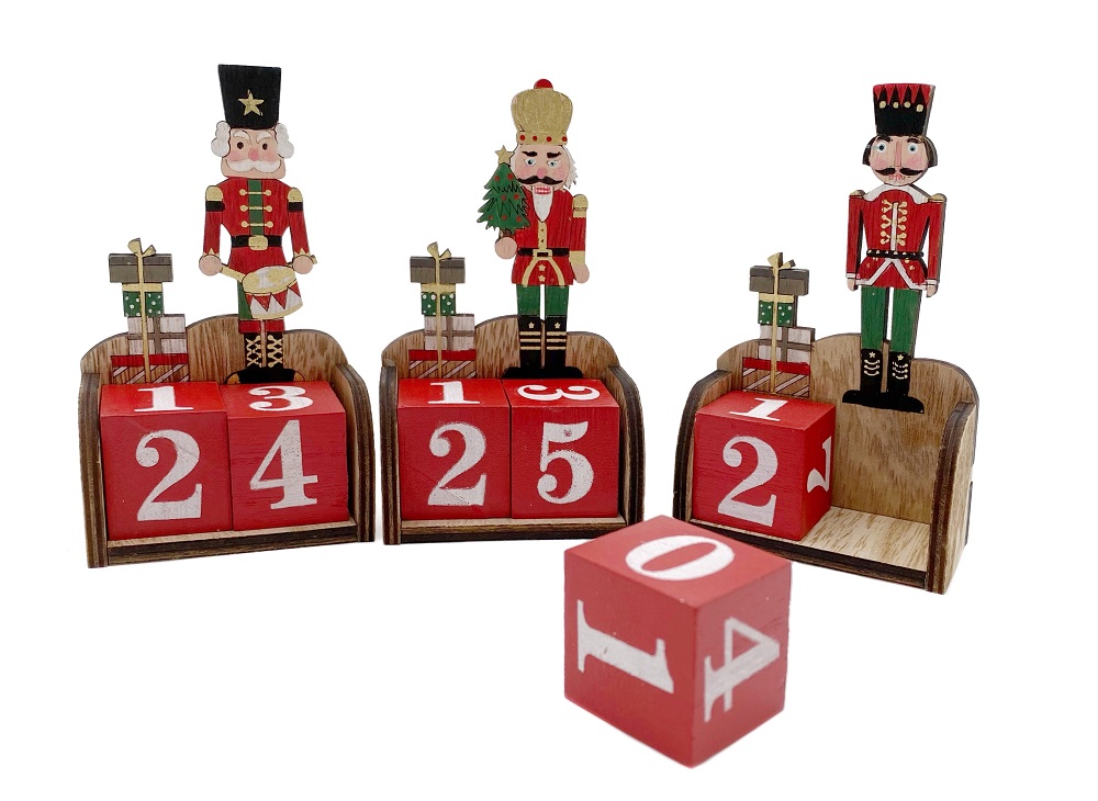 V637-XMS31188-202508260830-00 bulk 24 Xmas Nut Cracker Standing Calendar Assort 12cm - Image 1