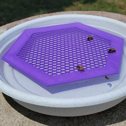 V888-ELOSUNG33936-202509221010-00 2PCS L 210x180x3.5mm Purple Floating Bee Saver Waterer - Safe Drinking Platform for Garden Ponds & Bird Baths - Image 1