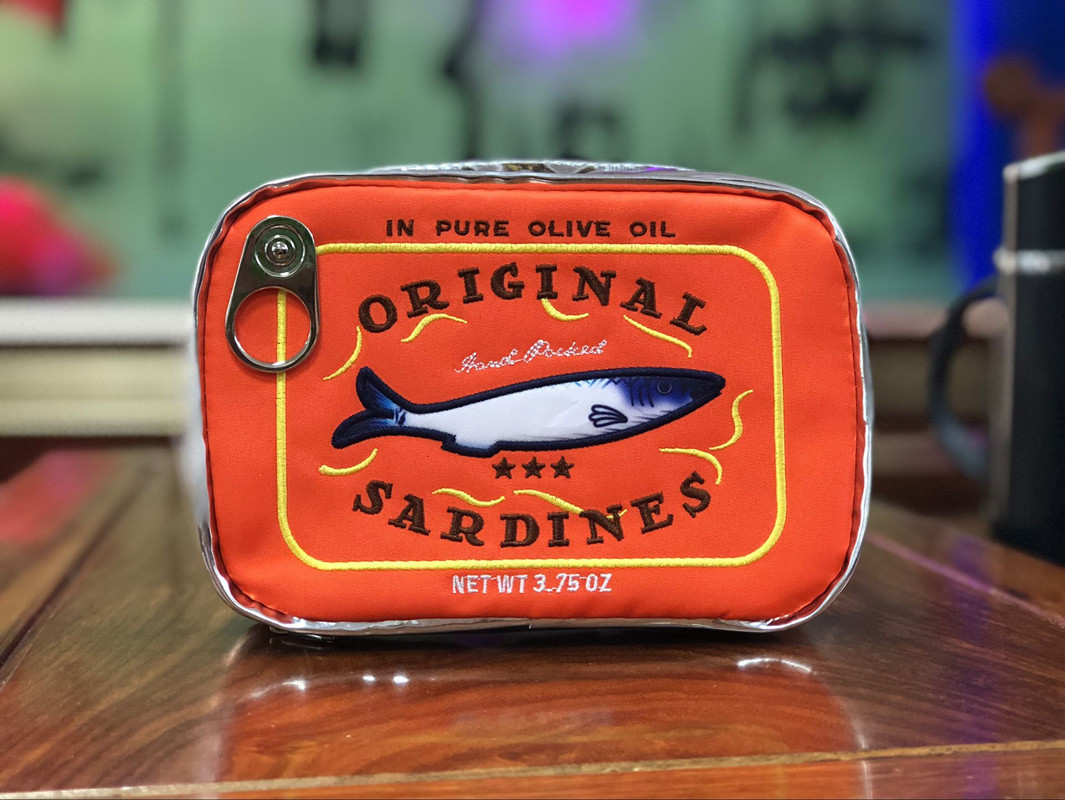 V888-ELOSUNG33967-202509221020-00 Orange Quirky Sardine Tin Novelty Clutch - Fun PU Leather Makeup & Accessory Pouch - Image 1