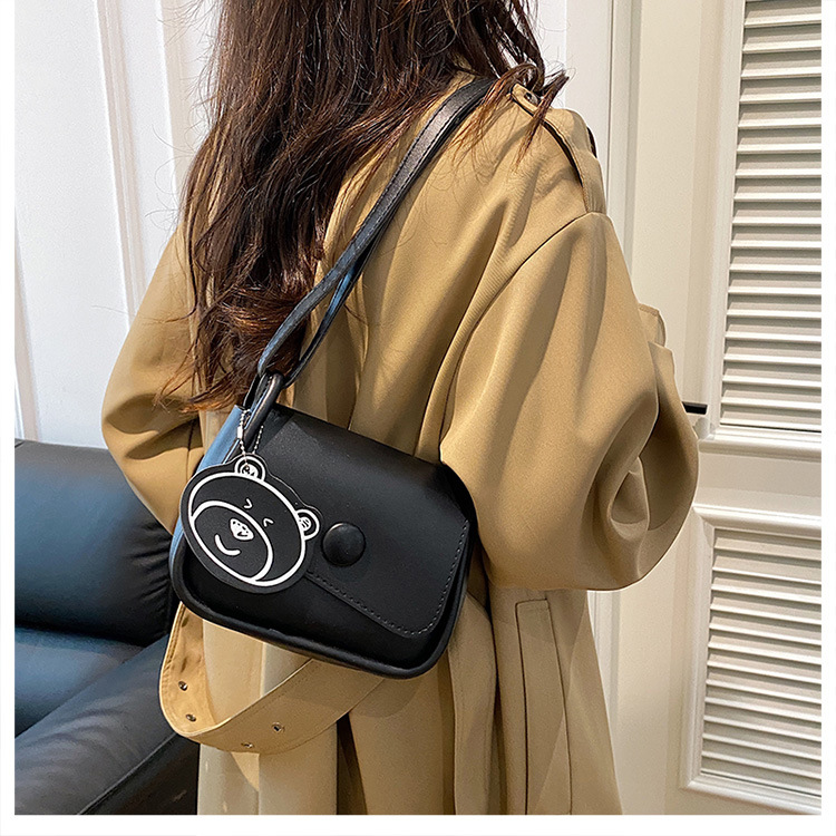 V888-ELOSUNG36375-202509011645-00 Black Chic PU Leather Crossbody Bag with Cute Bear Charm - Adjustable Strap Shoulder Purse - Image 1