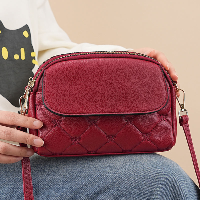 V888-ELOSUNG36485-202509121010-00 Red Chic Quilted Crossbody Bag - Multi-Compartment PU Leather Shoulder Purse - Image 1